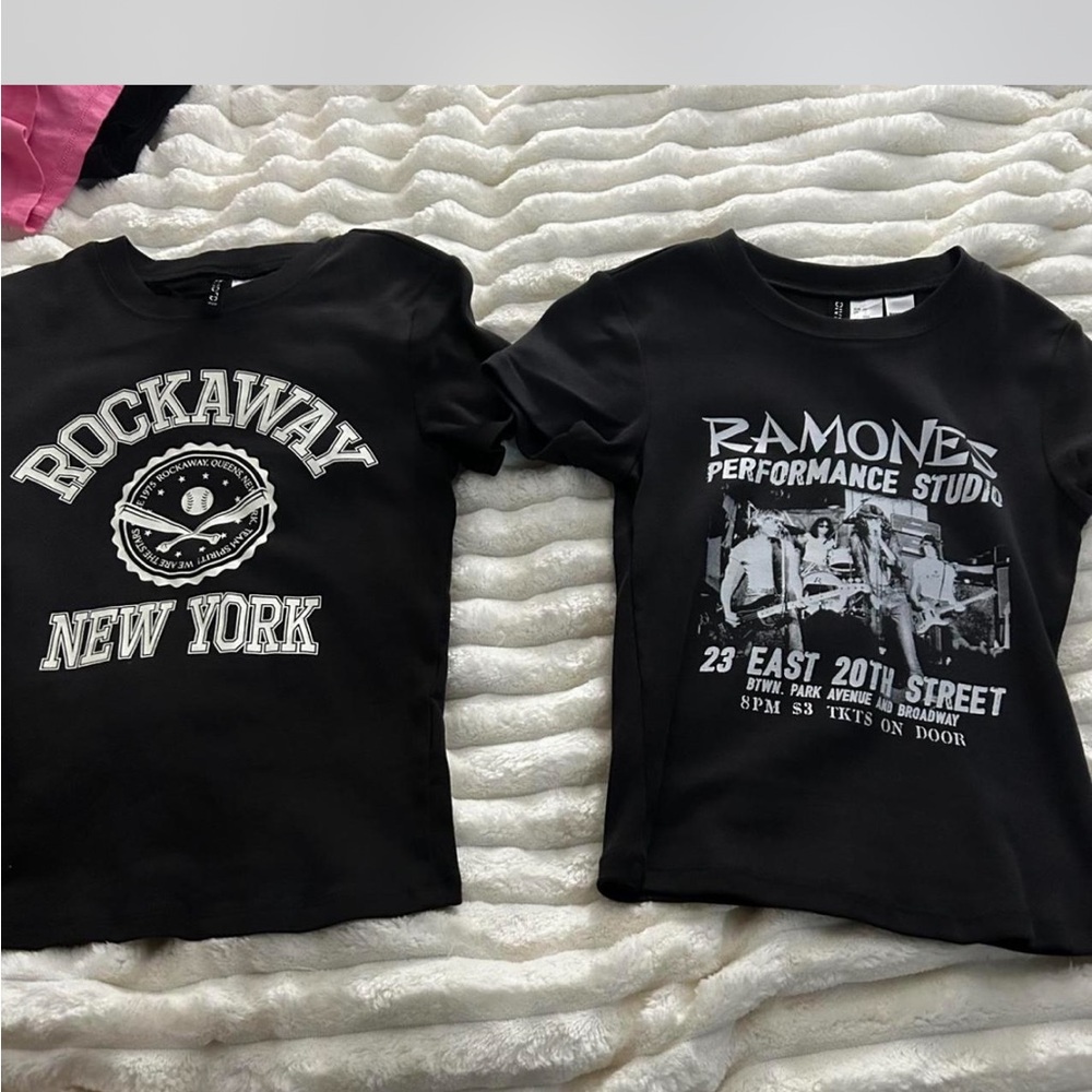 H&M Black Short Sleeve Tees